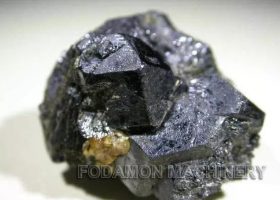 Ilmenite ore dressing process